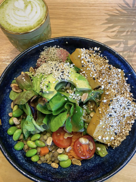 Frische Salat-Bowl von mamahé